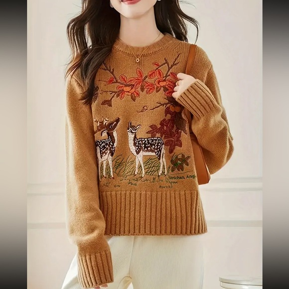 Elegant Cozy Deer Embroidered Crew Neck Sweater - Picture 2 of 7
